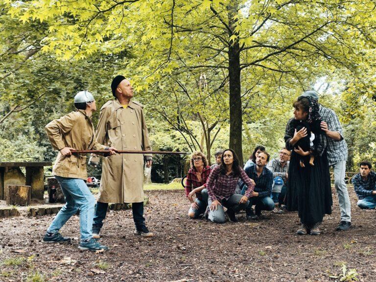 « LE CERCLE DE CRAIE CAUCASIEN » de Brecht par les adultes de l&rsquo;atelier &lsquo;théâtre en espace public&rsquo;
